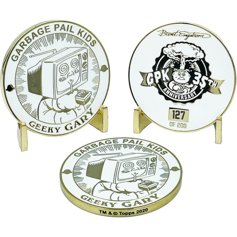 GPK-BB-008 GEEKY GARY Topps Officially Licensed Brent Engstrom Artist Collaboration GPK Challenge Coin Garbage Pail Kids