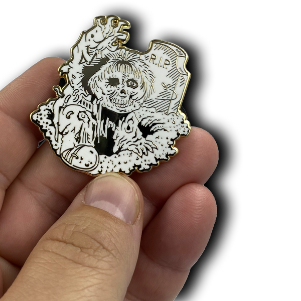GPK-BB-006 JAY DECAY / DEAD TED Topps Officially Licensed Neil Camera Artist Collaboration GPK Pin Garbage Pail Kids